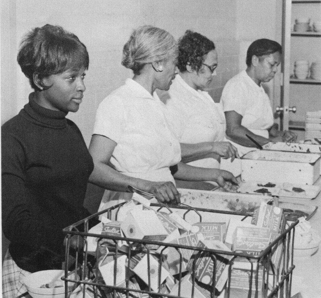 Francine's mom working in cafeteria